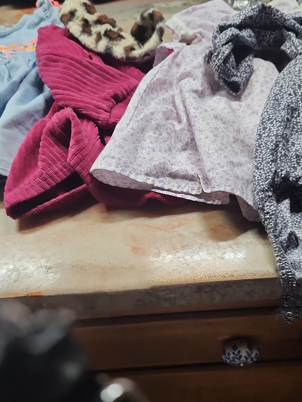3 Dresses And Romper And Farmer Jeans
